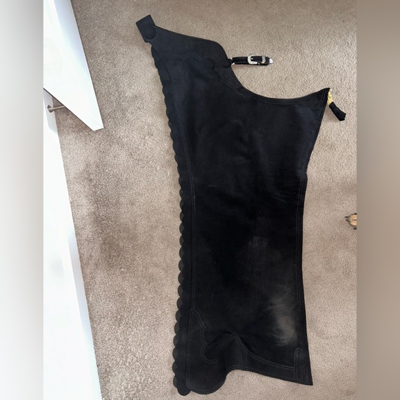 Hobby horse chaps youth large long scalloped black ultrasuede